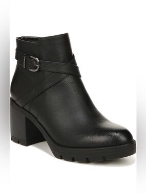 Naturalizer’s Women's Black Madalynn Ankle Boot Size 9.5 M